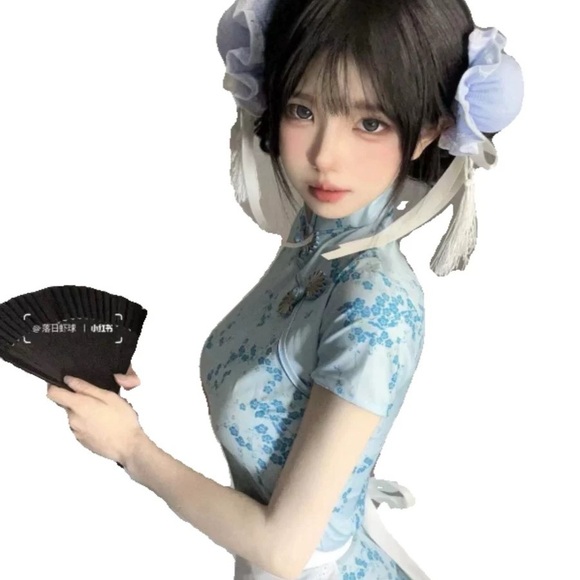 Floral Blue Cheongsam Dress with White Apron - Picture 5 of 6